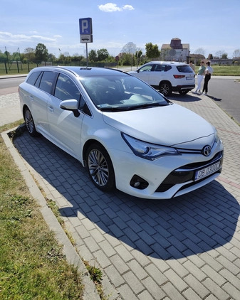 Toyota Avensis cena 56900 przebieg: 131000, rok produkcji 2016 z Grodków małe 232